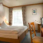 Hotel Akzent 3*