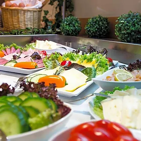 Akzent Hotell 3*