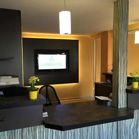Akzent Hotell 3*